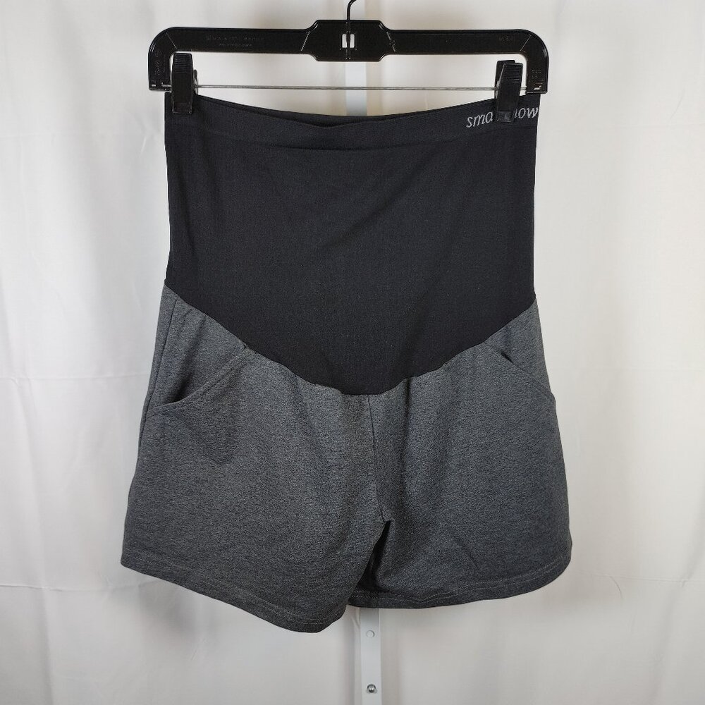 SMALLSHOW Size M Stretchy Shorts for pregnant women